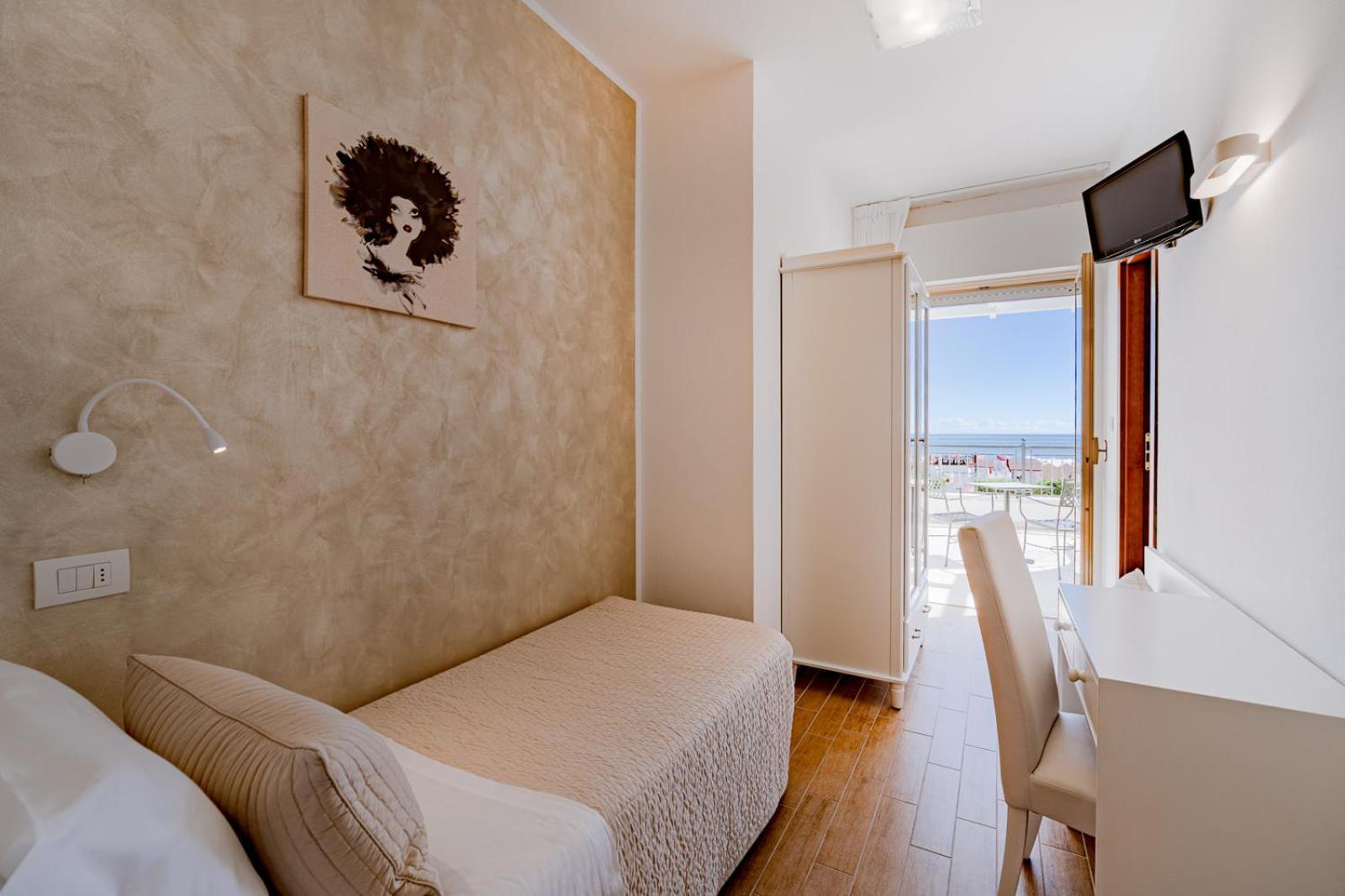 Deluxe Single Room Sea View